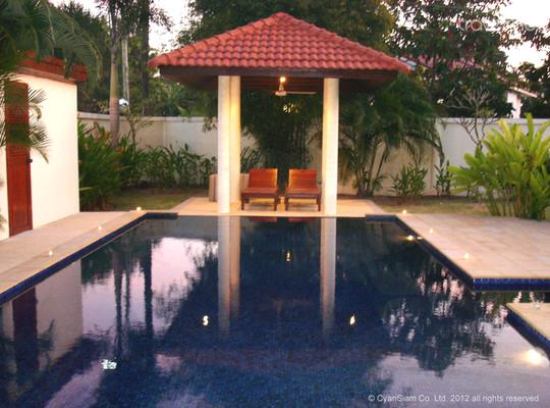 Silk - Luxury Family Pool Villa Naiharn