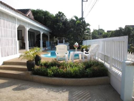 Thai Dream Pool House