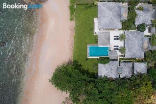 The Beach House - Luxury Beachfront Villa