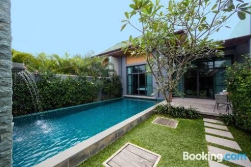Villa Epa by TropicLook Onyx style Nai Harn Beach