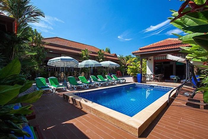 Villa Somchair -5Bed Rental in Kamala Phuket