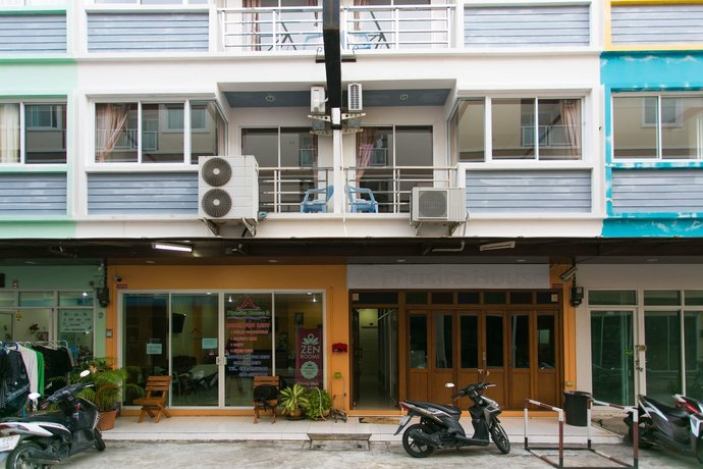 ZEN Rooms Patong Nanai 8