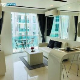 1 Bedroom Apartment In City Center Residence
