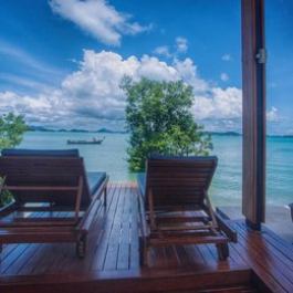 260 Degrees Sea View With Private Beach