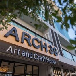 Arch39 Art Craft Hotel