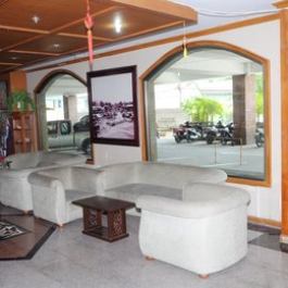 Ayutthaya Thenee Hotel