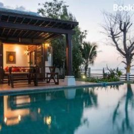 Luxury BeachFront Villa Emerald