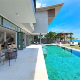 Luxury Beachfront Villa Mae Nam