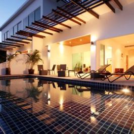 Luxury Seaview Condo with Private pool Kamala