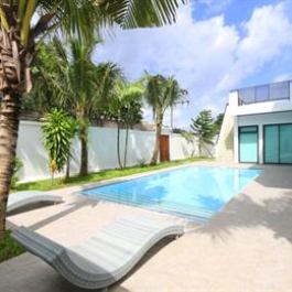 Modern Private Pool Villa Near Patong