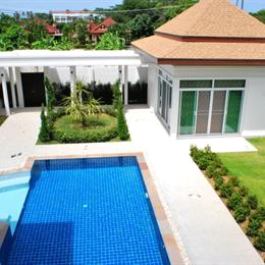 New Luxury 3 Br Villa