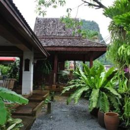 Phang Nga Inn Guesthouse