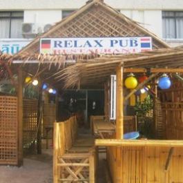 Relax Pub Guesthouse