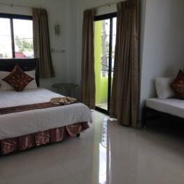 Smile Home Bed Breakfast Trang