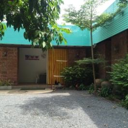 Srithongkul Village Hostel Room