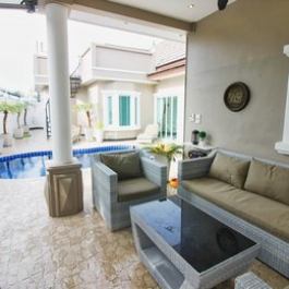TJ Private Pool Villa Pattaya