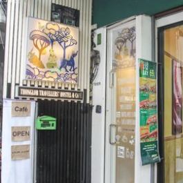 ThongLor Travellers Hostel and Cafe