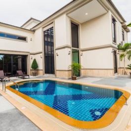 Top Pool Villa Pattaya