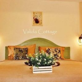 Valida Cottage