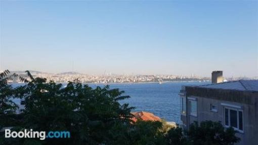 Cozy Flat With Great Bosphorus View in Cihangir/Taksim