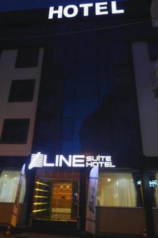 Line Suite Hotel