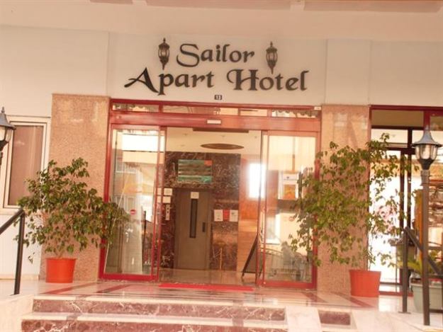 Sailor Apart Hotel