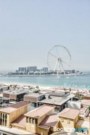 Apricus Holiday Homes - Spacious 2 bdrm on 29th floor JBR