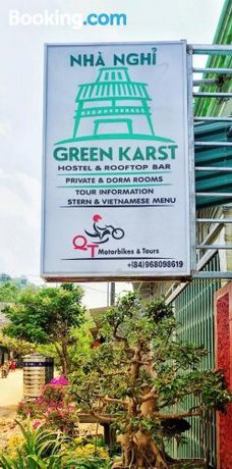 Green Karst Hostel & Bar