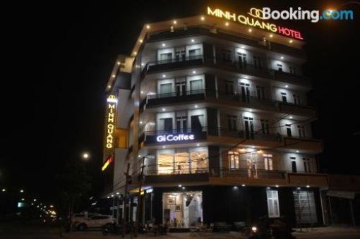 Hotel Minh Quang