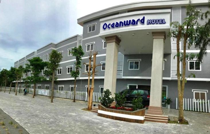 Oceanward Resort