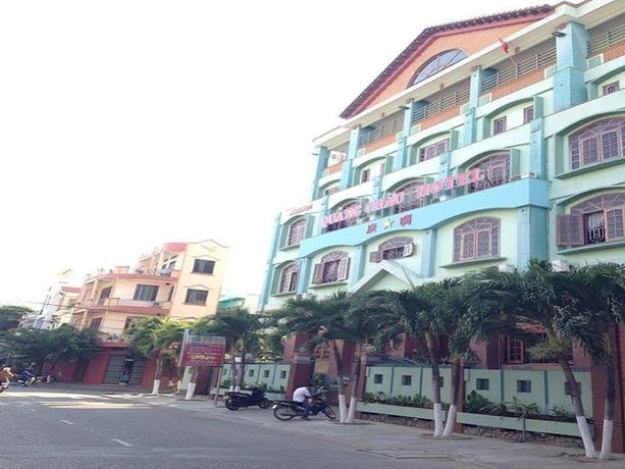 Quang Chau Hotel