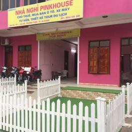 Pinkhouse Hostel
