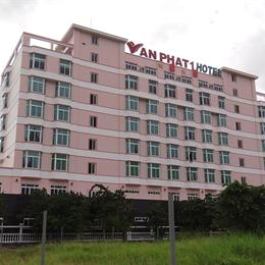 Van Phat Riverside Hotel